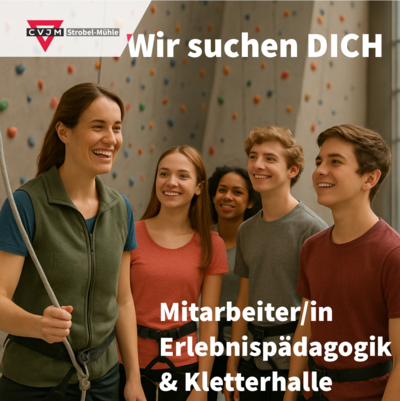 Fröhliche Menschen vor Kletterwand, Teaserbild für Stellenausschreibung in einer Kletterhalle.